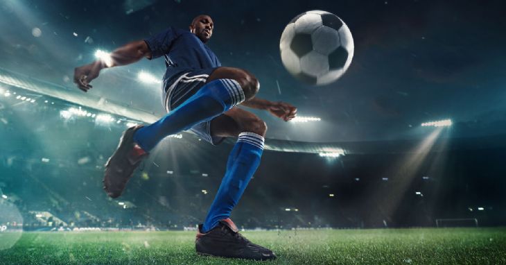 Professional Football Player Receivables: What Are They and How Are They Collected? ⚽💰